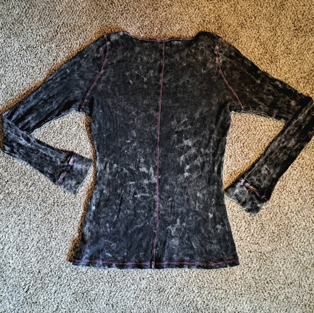 Vintage One World Y2K Embellished Gray Long Sleeve Shirt Women's Size Medium - Picture 9 of 9